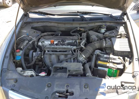 2011 Honda Accord 2.4 Se из США, поврежденный, VIN 1HGCP2F66BA037861